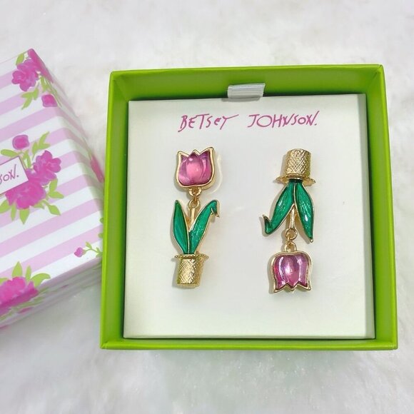 Betsey Johnson Pink Tulips Flower Dangle Earrings New In Gift Box - Picture 5 of 5